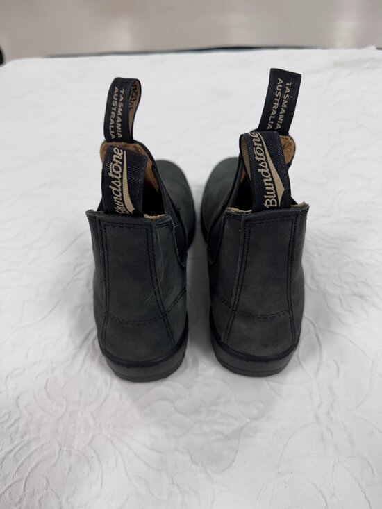 Men\'s Blundstone Steel Grey Suede Boots Like New Size 5